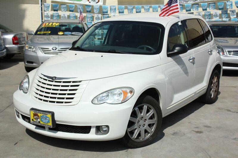 2008 Chrysler PT Cruiser - Low Miles! Well Maintained!