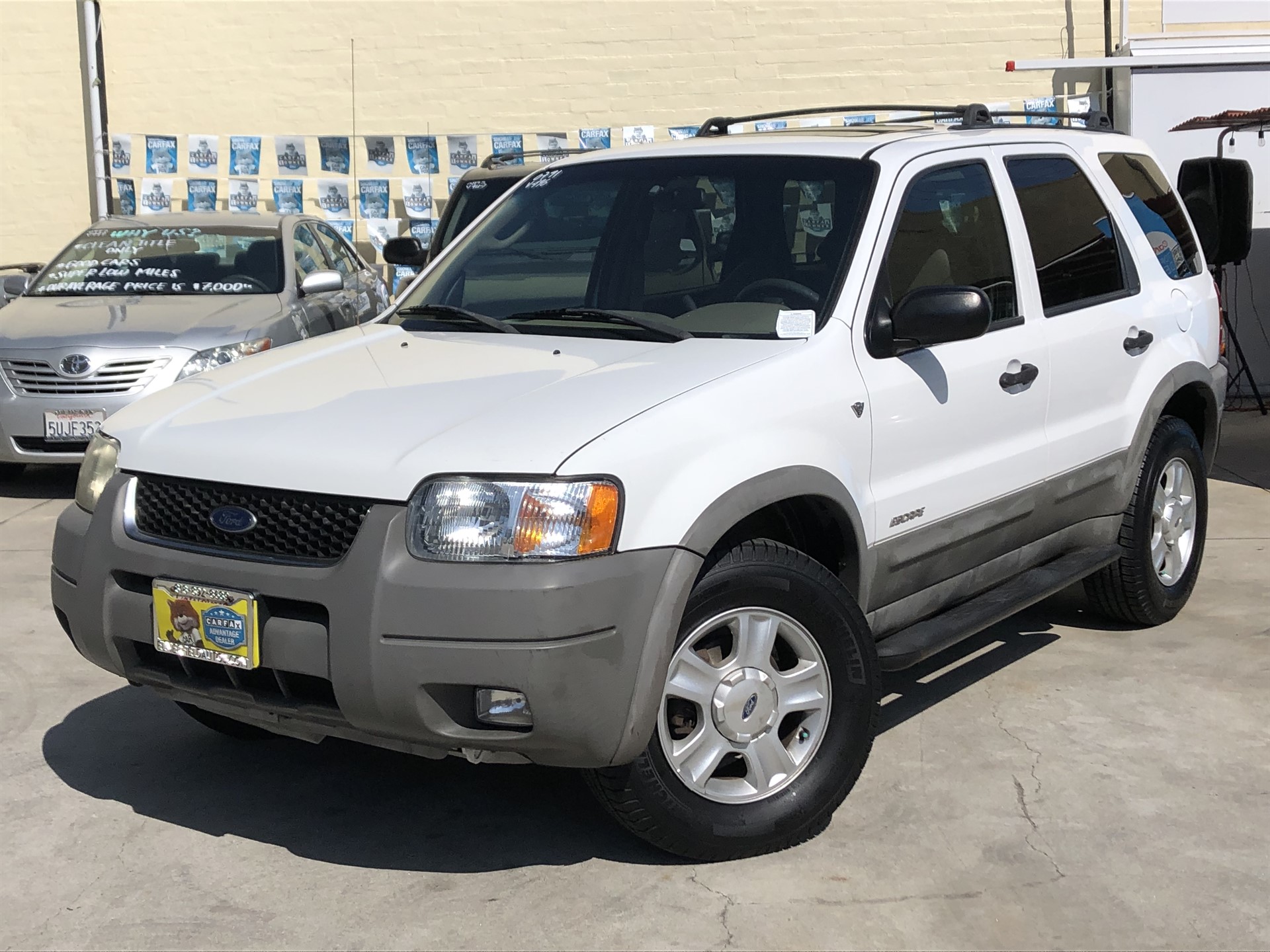 2001 Ford Escape XLT - Low Miles! Leather! Sunroof!