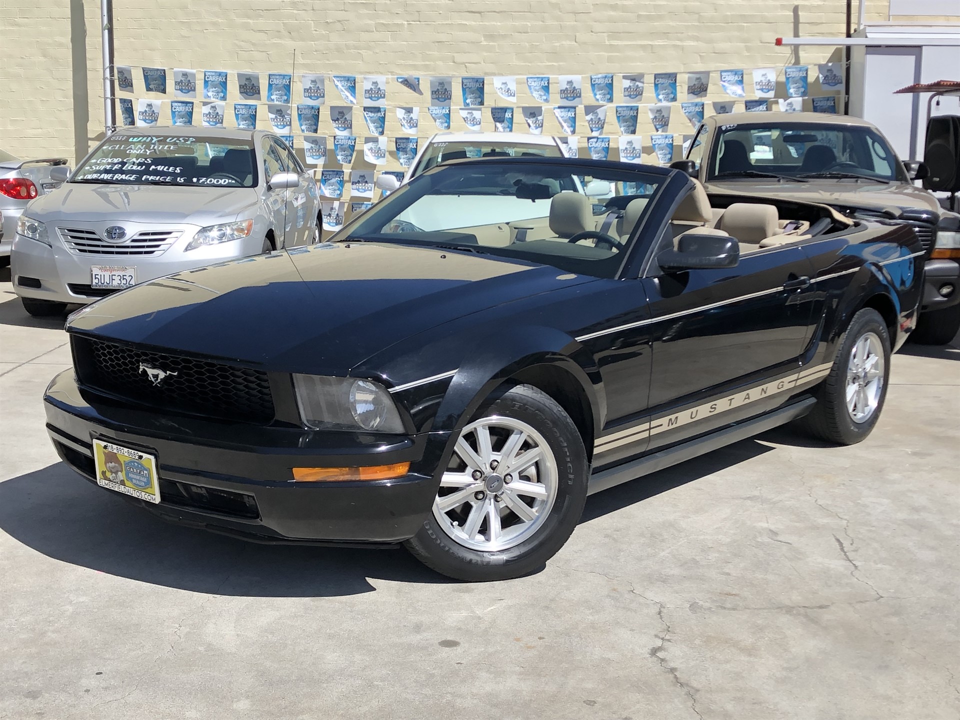 2006 Ford Mustang - Low Miles! Convertible!