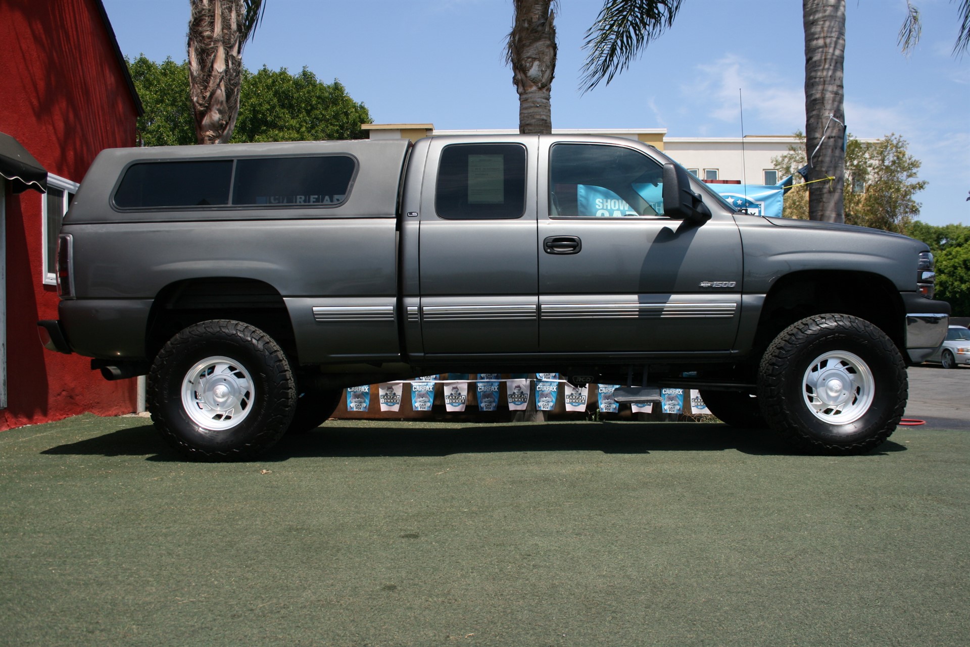 2000 Chevy Silverado LS w/99k miles! Lifted and in great condition!