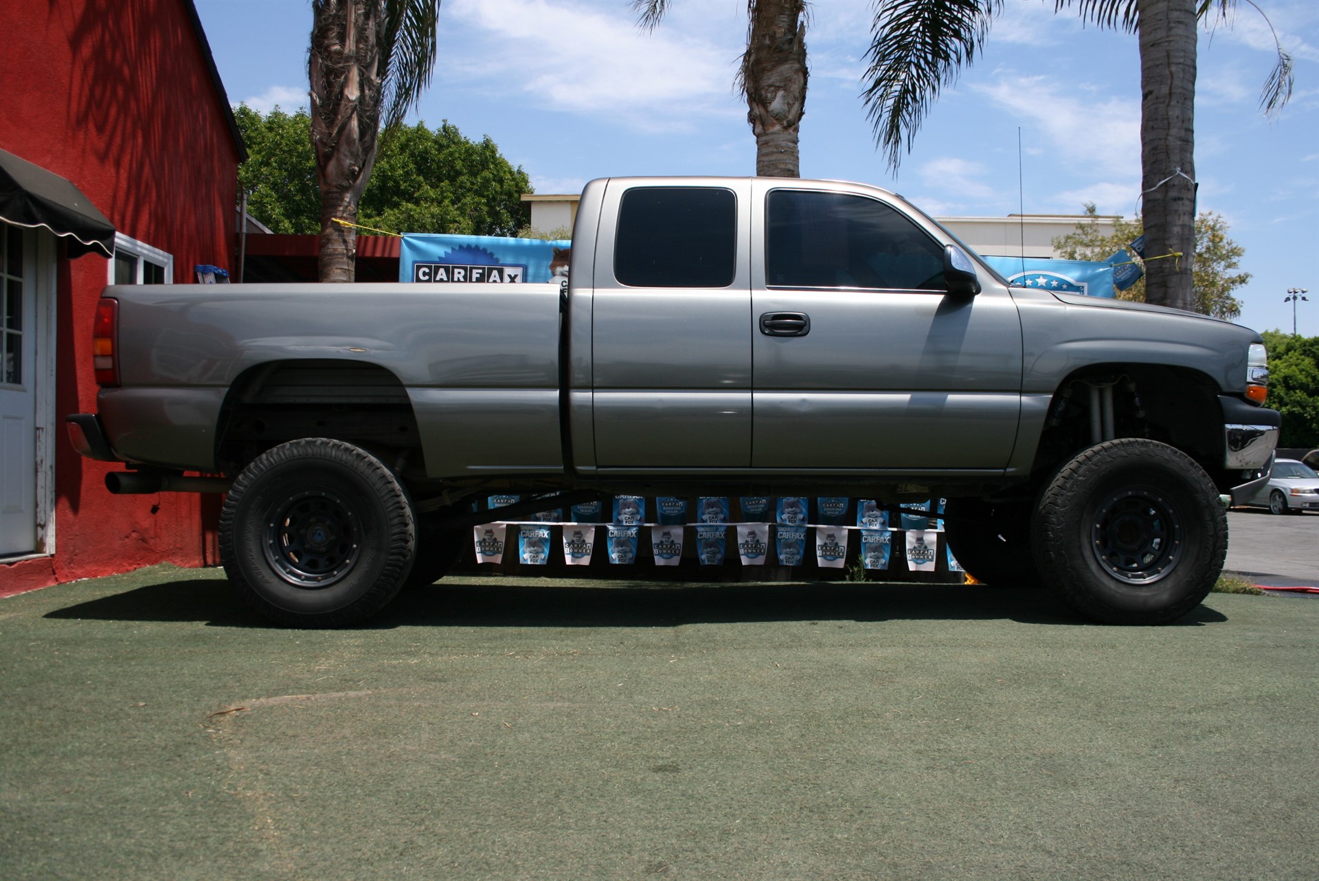 2002 Chevrolet Silverado LS- only 111k Miles- Lifted and in amazing shape!