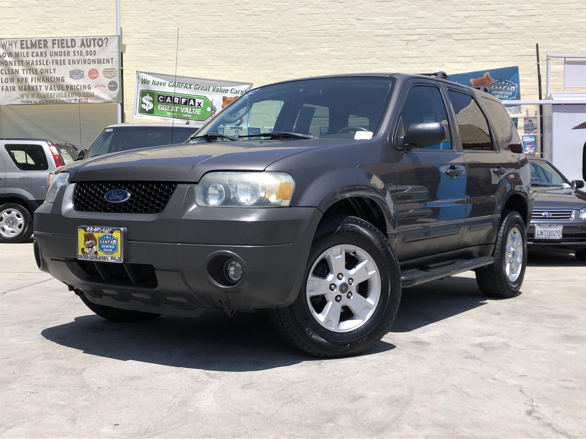 2005 Ford Escape XLT - ONE OWNER! Low Miles! Leather!