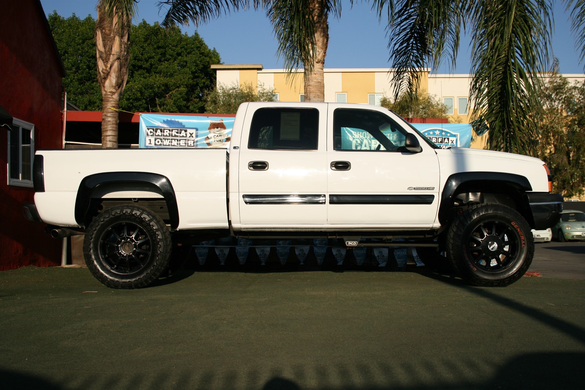 2006 Chevy Silverado 1500HD LS- w/low 101k miles! Lifted, Big Tires and a lot of extras!