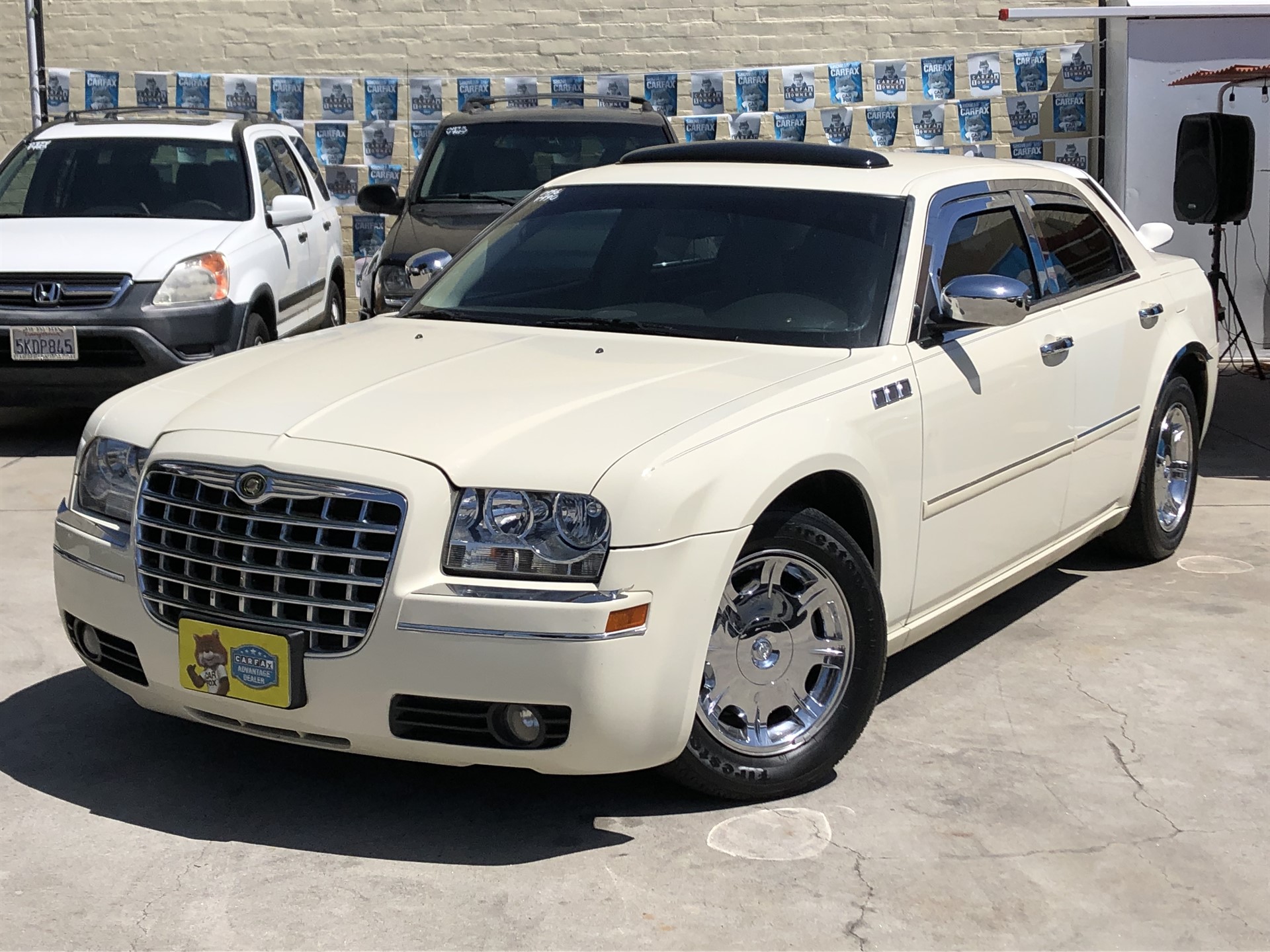 2006 Chrysler 300 Touring Limited - Low Miles! Leather! Navigation! Premium Sound!