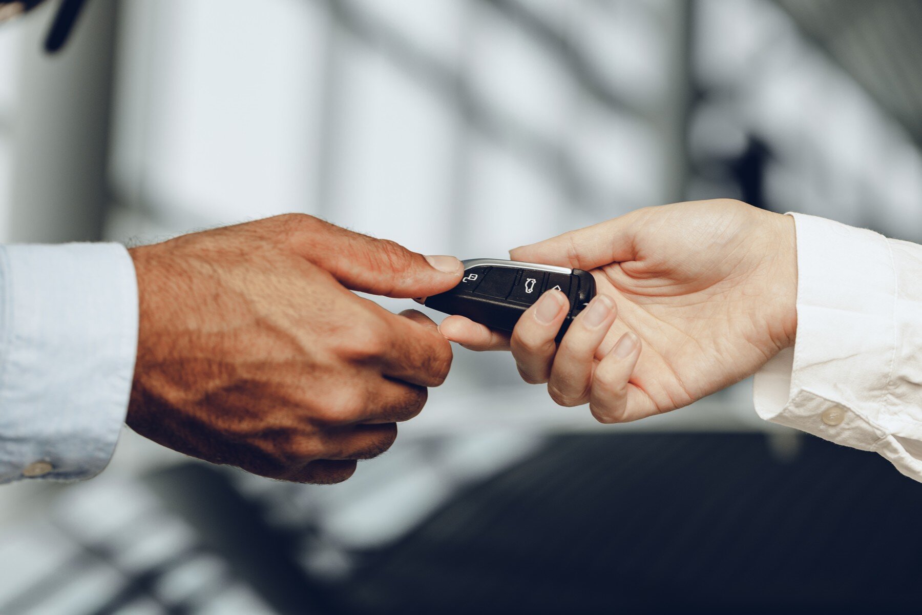 Which Luxury Car Dealerships in Los Angeles Offer the Best Trade-In Deals?