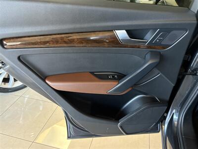 2020 Audi Q5 quattro Premium 45 T   - Photo 21 - Santa Cruz, CA 95062