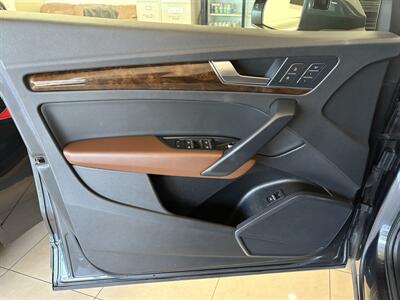 2020 Audi Q5 quattro Premium 45 T   - Photo 20 - Santa Cruz, CA 95062