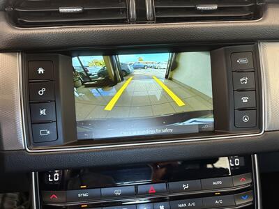 2018 Jaguar XF 25t Premium   - Photo 9 - Santa Cruz, CA 95062