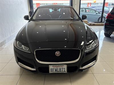 2018 Jaguar XF 25t Premium   - Photo 2 - Santa Cruz, CA 95062
