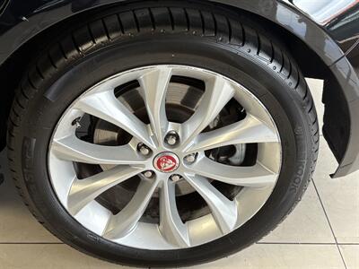 2018 Jaguar XF 25t Premium   - Photo 8 - Santa Cruz, CA 95062