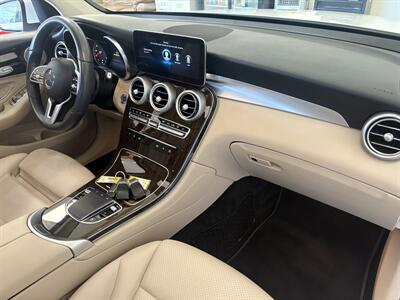 2020 Mercedes-Benz GLC GLC 300   - Photo 11 - Santa Cruz, CA 95062