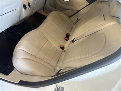 2020 Mercedes-Benz GLC GLC 300   - Photo 14 - Santa Cruz, CA 95062