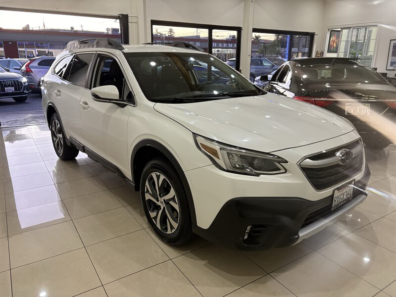 2022 Subaru Outback Limited   - Photo 1 - Santa Cruz, CA 95062