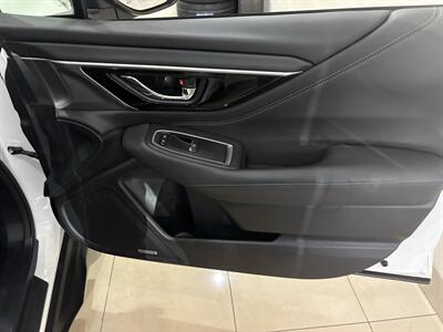 2022 Subaru Outback Limited - Photo 5 - Santa Cruz, CA 95062