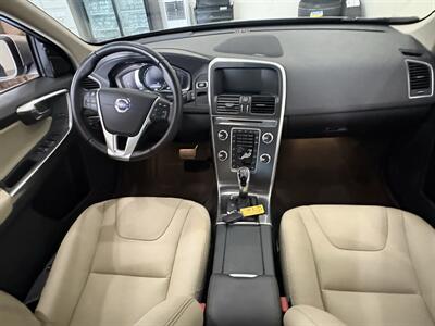 2016 Volvo XC60 T5 Drive-E Platinum   - Photo 18 - Santa Cruz, CA 95062