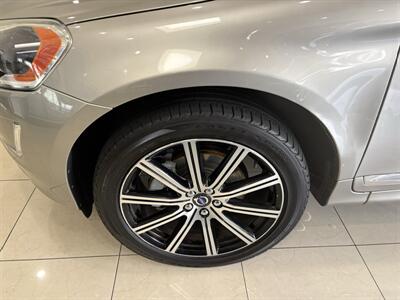 2016 Volvo XC60 T5 Drive-E Platinum   - Photo 9 - Santa Cruz, CA 95062