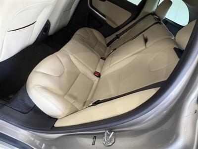 2016 Volvo XC60 T5 Drive-E Platinum   - Photo 22 - Santa Cruz, CA 95062