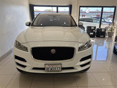 2019 Jaguar F-PACE 25t Premium   - Photo 2 - Santa Cruz, CA 95062