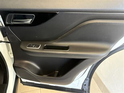 2019 Jaguar F-PACE 25t Premium   - Photo 23 - Santa Cruz, CA 95062