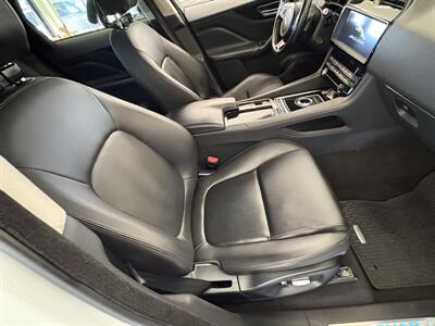 2019 Jaguar F-PACE 25t Premium   - Photo 19 - Santa Cruz, CA 95062