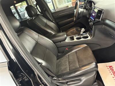 2019 Jeep Grand Cherokee Altitude   - Photo 17 - Santa Cruz, CA 95062