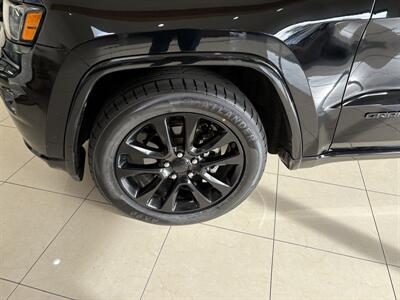 2019 Jeep Grand Cherokee Altitude   - Photo 9 - Santa Cruz, CA 95062