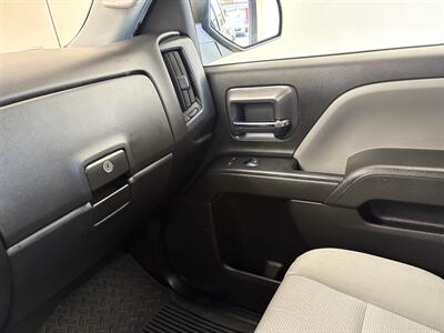 2019 Chevrolet Silverado 1500 LD Double Custom   - Photo 18 - Santa Cruz, CA 95062