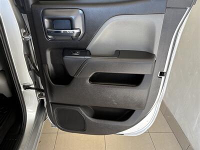 2019 Chevrolet Silverado 1500 LD Double Custom   - Photo 20 - Santa Cruz, CA 95062