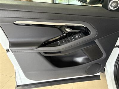 2020 Land Rover Range Rover Evoque S   - Photo 19 - Santa Cruz, CA 95062