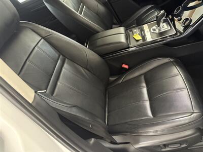 2020 Land Rover Range Rover Evoque S   - Photo 16 - Santa Cruz, CA 95062