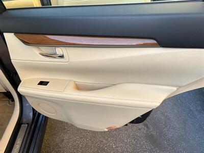 2014 Lexus ES - Photo 19 - Santa Cruz, CA 95062