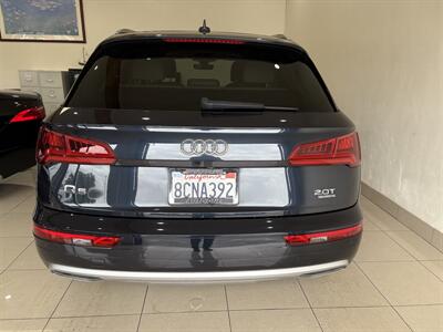 2018 Audi Q5 2.0T quattro Premium Plus   - Photo 5 - Santa Cruz, CA 95062