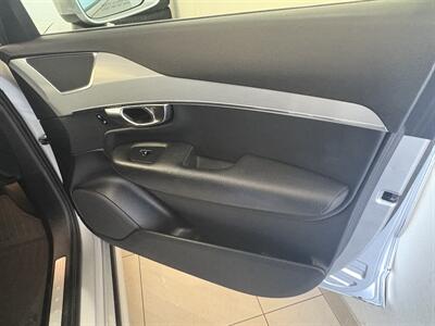 2016 Volvo XC90 T5 Momentum - Photo 17 - Santa Cruz, CA 95062