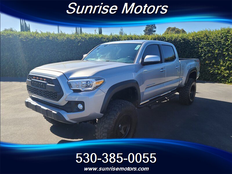 2017 Toyota Tacoma SR5 V6   - Photo 1 - Yuba City, CA 95991