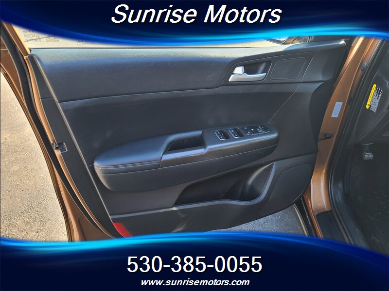 2021 Kia Sportage LX - Photo 10 - Yuba City, CA 95991