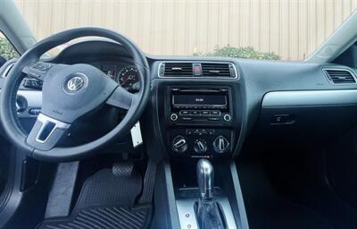 2014 Volkswagen Jetta SE PZEV   - Photo 8 - Manteca, CA 95337