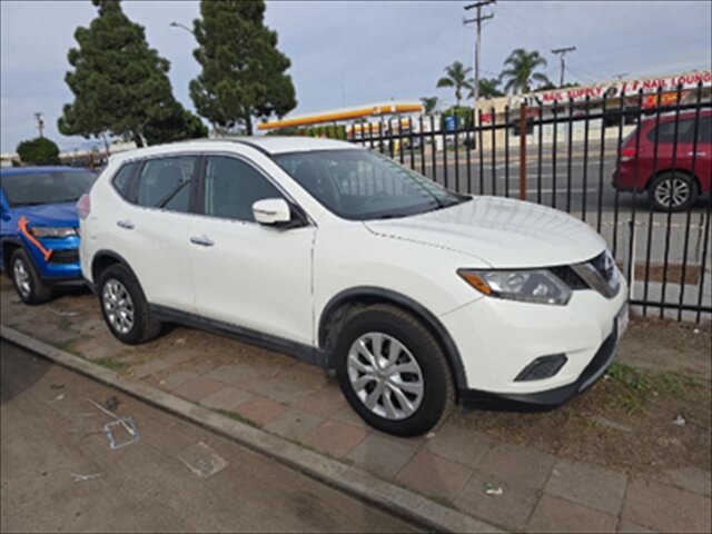 2015 Nissan Rogue S  