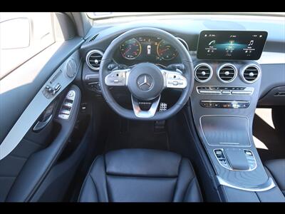 2020 Mercedes-Benz GLC GLC 300   - Photo 15 - Monterey Park, CA 91755-3027