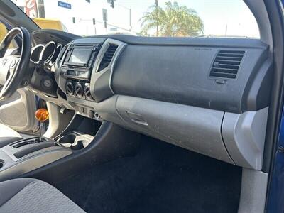 2014 Toyota Tacoma PreRunner   - Photo 15 - Stanton, CA 90680