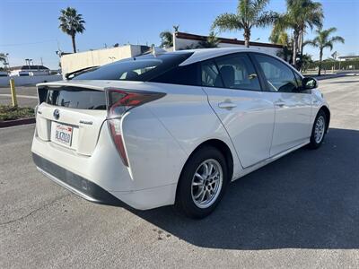 2016 Toyota Prius Two   - Photo 5 - Stanton, CA 90680