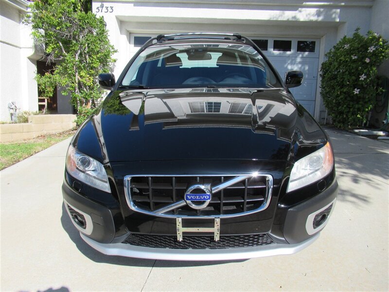 2012 Volvo XC70 T6   - Photo 3 - Sherman Oaks, CA 91423