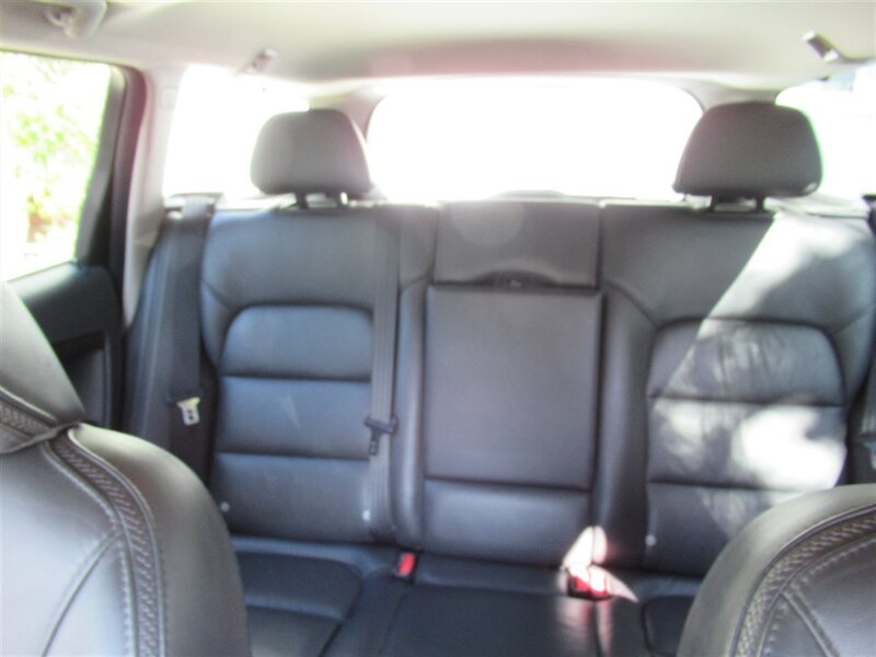 2012 Volvo XC70 T6   - Photo 18 - Sherman Oaks, CA 91423