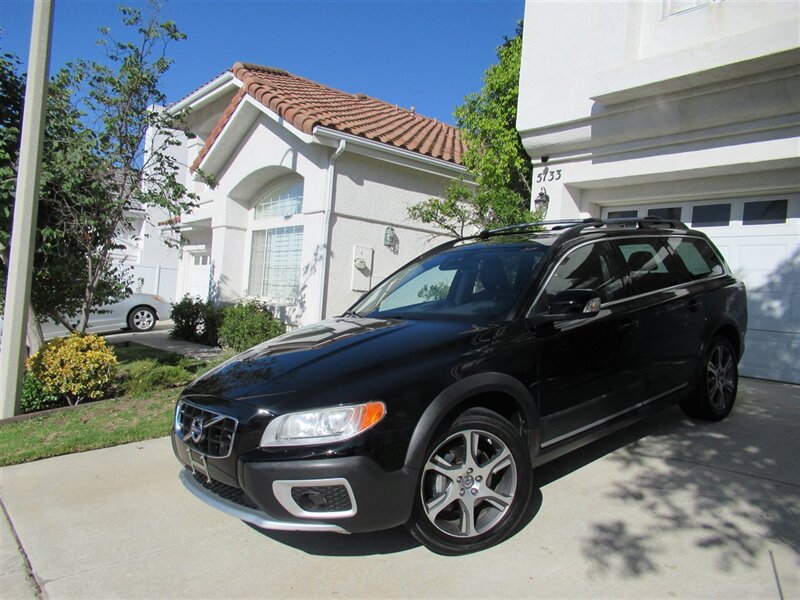 2012 Volvo XC70 T6   - Photo 7 - Sherman Oaks, CA 91423