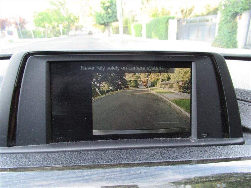 2018 BMW 3 Series 330e iPerformance   - Photo 28 - Sherman Oaks, CA 91423