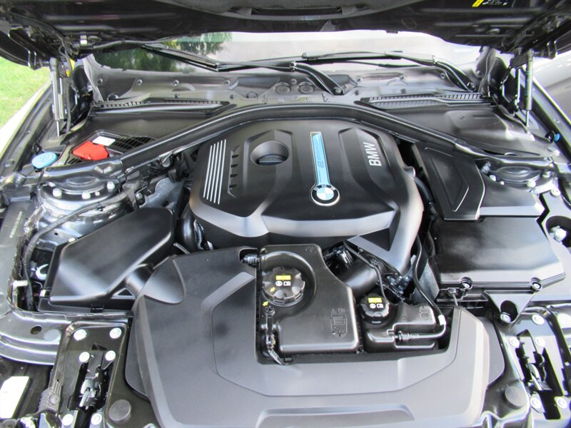 2018 BMW 3 Series 330e iPerformance   - Photo 42 - Sherman Oaks, CA 91423