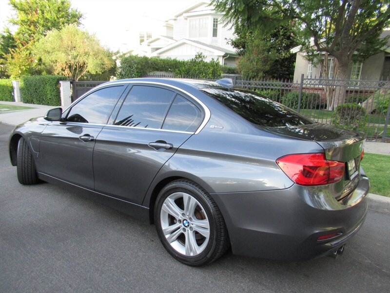 2018 BMW 3 Series 330e iPerformance   - Photo 5 - Sherman Oaks, CA 91423