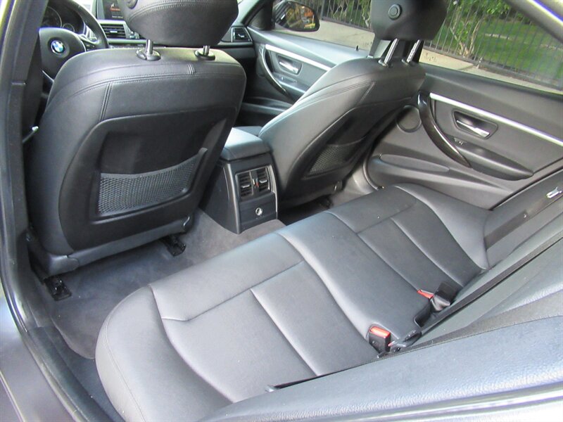 2018 BMW 3 Series 330e iPerformance   - Photo 31 - Sherman Oaks, CA 91423