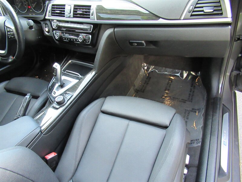 2018 BMW 3 Series 330e iPerformance   - Photo 36 - Sherman Oaks, CA 91423