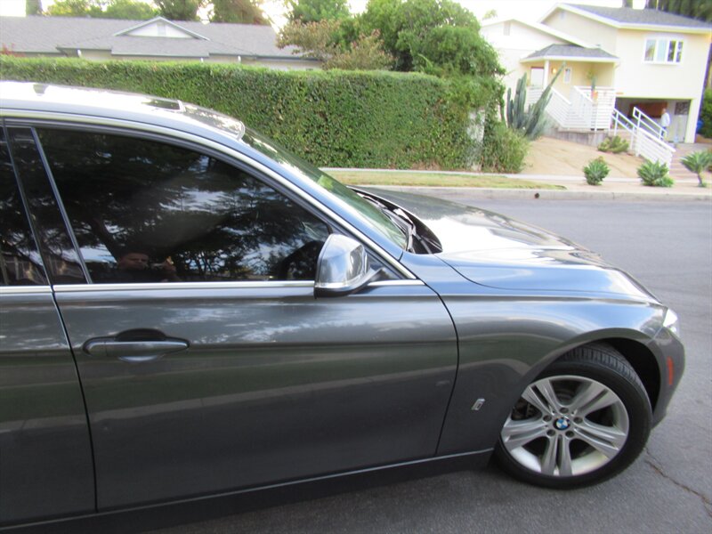 2018 BMW 3 Series 330e iPerformance   - Photo 37 - Sherman Oaks, CA 91423