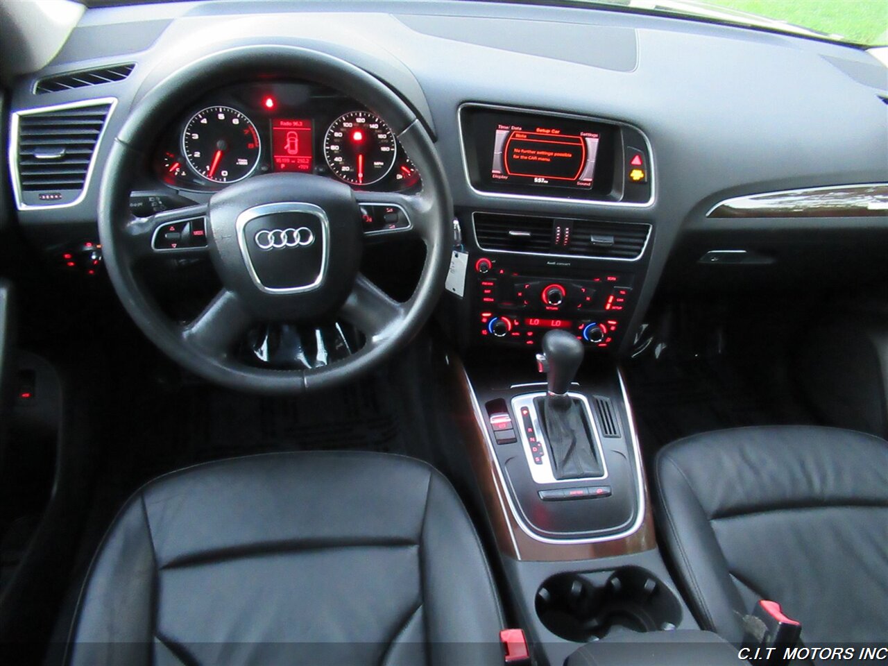2010 Audi Q5 3.2 quattro Premium   - Photo 25 - Sherman Oaks, CA 91423